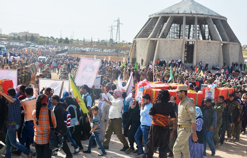 Ribuan Warga Kurdi di Afrin Protes Serangan Turki