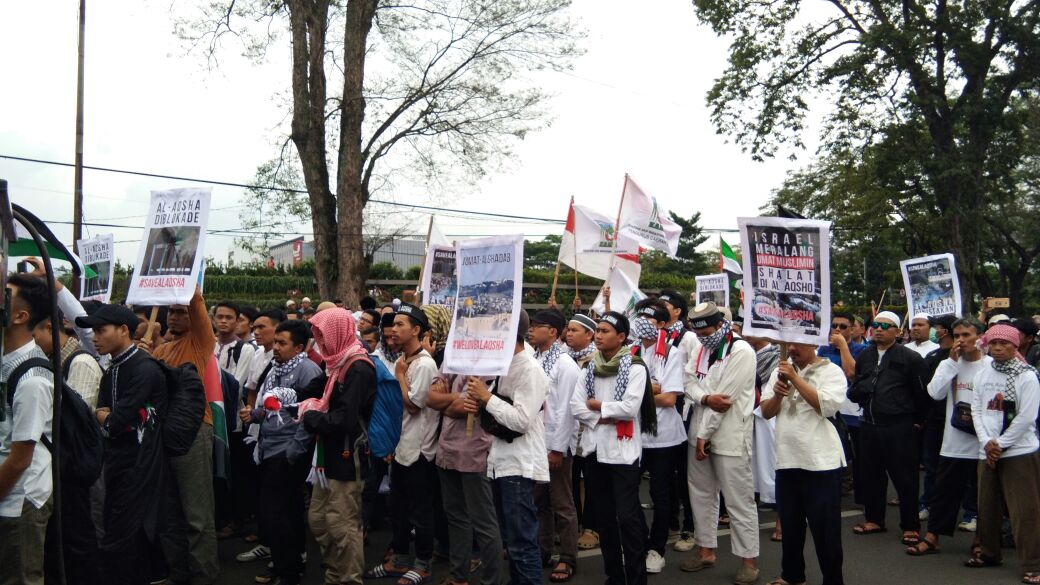 Jama’ah Muslimin (Hizbullah) Gelar Longmarch Cinta Al-Aqsha di Semarang