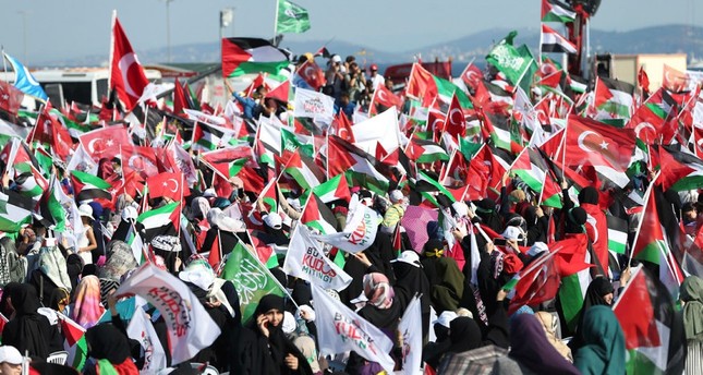 Ribuan Orang di Istanbul Tunjukkan Solidaritas Al-Aqsha