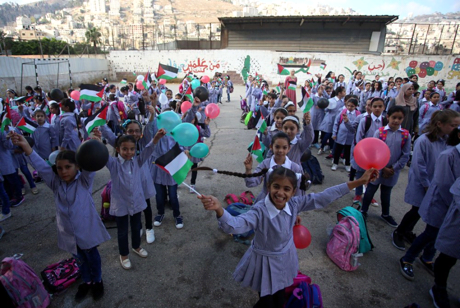 Diikuti 1,4 Juta Siswa, PM Palestina Resmikan Tahun Ajaran Baru