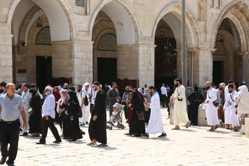 Warga Palestina Rayakan Tahun Baru Islam di Al-Aqsha