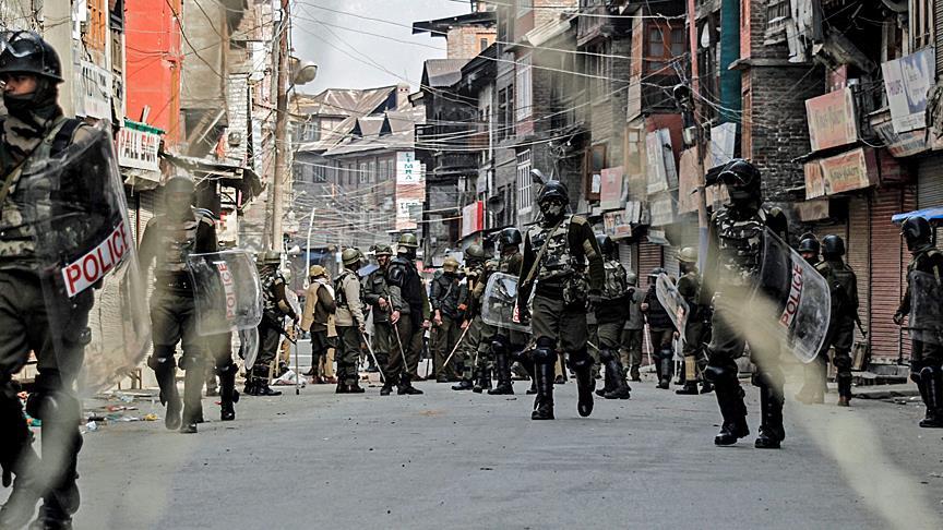 Peringati Black Day, India Tempatkan Pasukan Besar di Kashmir