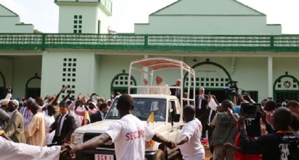 Serangan Masjid di Afrika Tengah Tewaskan 20 Jamaah Jumat