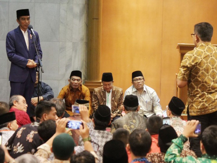 Jokowi Bantah Bersikap Represif dalam Terbitkan Perppu Ormas