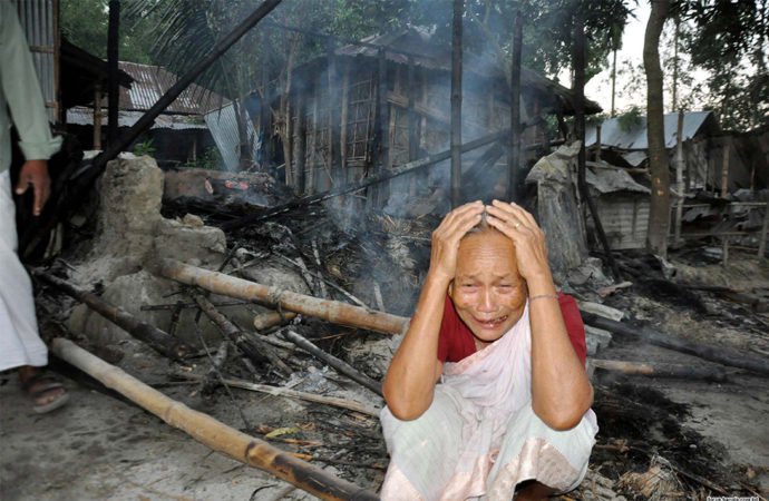 Serang Rumah-rumah Hindu, 53 Warga Bangladesh Ditangkap