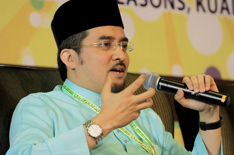 Menteri Malaysia: Mayoritas Muslim Lebih Peduli Makanan Halal Daripada Pendapatan Halal