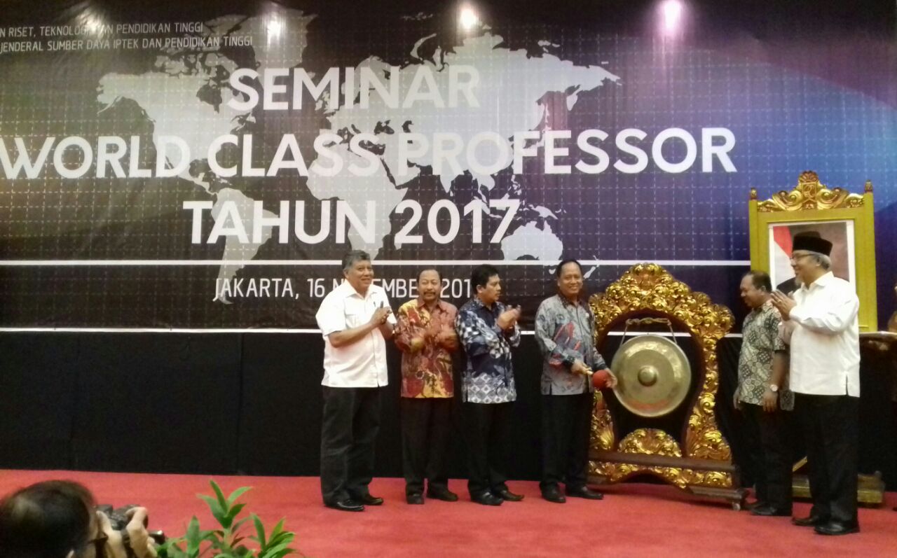 Kemenristekdikti Adakan Seminar World Class Professor 2017