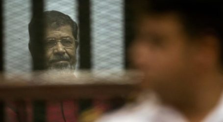 Mursi Dihukum Tiga Tahun Penjara karena Hina Pengadilan