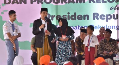 Jokowi: Kartu Indonesia Pintar Untuk Kepentingan Sekolah