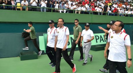 Jokowi Resmikan Renovasi Lapangan Tenis Glora Bung Karno