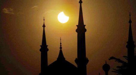 Ratusan Umat Islam Filipina Shalat Gerhana Bulan
