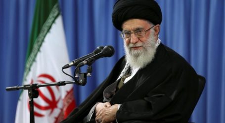 Khamenei: Tugas Iran Bela Assad