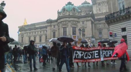 Aktivis Antifasis Di Perancis Demo Bela Hak Pengungsi
