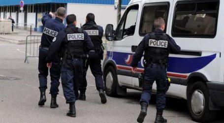 “Pria ISIS” di Perancis Bunuh Tiga Orang dan Sandera Korban