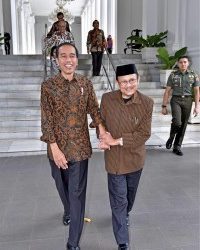 Presiden Jokowi: Mari Berdoa Untuk Kesembuhan BJ Habibie