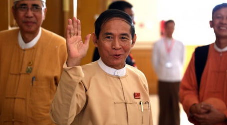 U Win Myin Diambil Sumpahnya Sebagai Presiden Myanmar