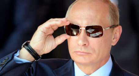 Putin Tanda Tangani UU Kontra Sanksi AS