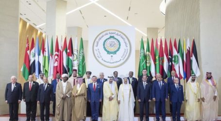 Para Pemimpin Arab di KTT Saudi Bungkam Sikapi Serangan di Suriah