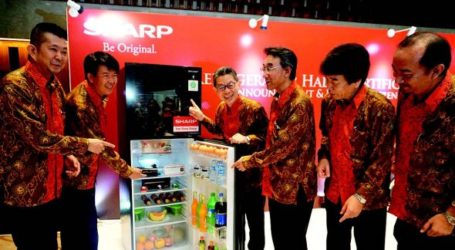 Sharp Luncurkan Kulkas Bersertifikat Halal Pertama di Indonesia