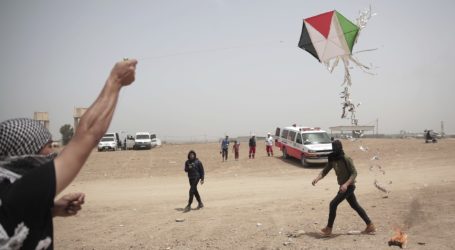 Israel Kerahkan Drone Tangkal Ratusan Layang-layang Api Palestina