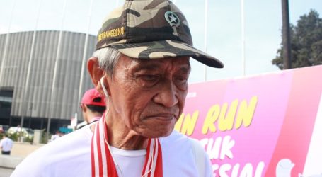 Seorang kakek 78 Tahun Ikuti Jakarta Asian Games Fun Run