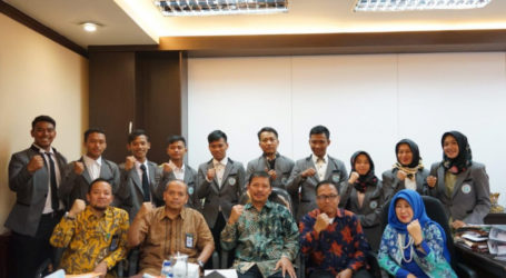 Kemenag Lepas Keberangkatan Alumni Madrasah ke IKIM Malaysia