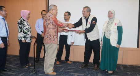 RS Ananda dan PT Rahim Sumbang Rp. 200 Juta untuk RS Indonesia Gaza