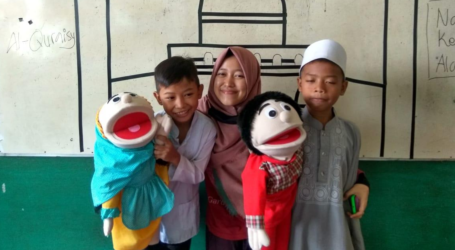 Mahasiswa IPB Kenalkan Al-Quran Lewat Dongeng Boneka Tangan