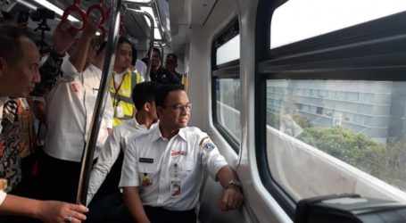 Anies Targetkan LRT Jakarta Beroperasi Awal 2019