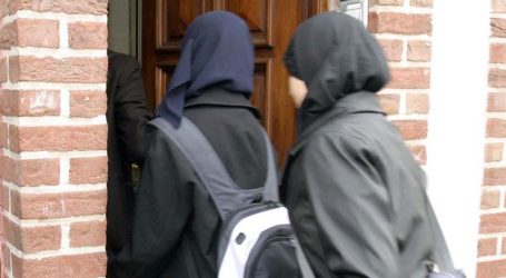 Austria Berencana Perluas Larangan Jilbab di Sekolah