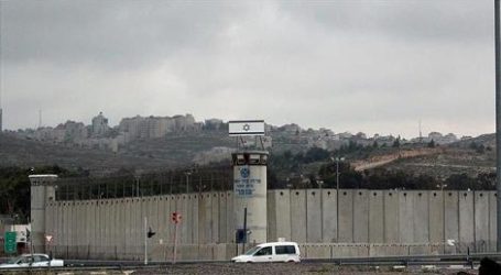 Wanita Palestina Alami Pelecehan di Penjara Israel