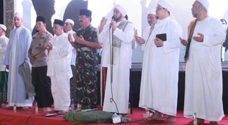 TNI Gelar Doa Bersama untuk Pahlawan Revolusi dan Korban Gempa