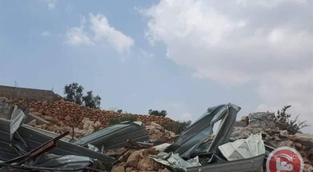 Buldoser Israel Hancurkan Rumah Palestina di Dekat Nablus