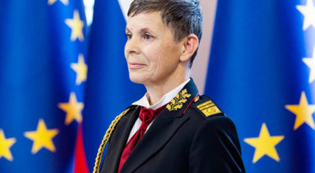 Jenderal Wanita Pimpin Militer Slovenia