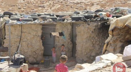 Warga Palestina Tolak Pemukiman Israel, Tiga Rumah Hancur di Yatta