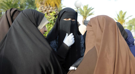 Sri Lanka Larang Niqab setelah Serangan Teroris