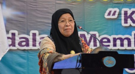Mengenang Prof. Huzaemah, Ulama dan Ilmuwan Muslimah Indonesia