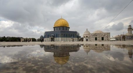 Puluhan Pemukim Yahudi Paksa Masuk Al-Aqsa Peringati Hari Raya