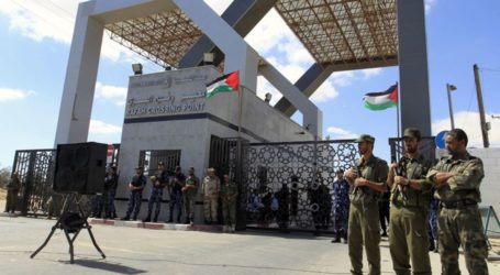 Otoritas Palestina Tarik Pegawainya dari Pintu Perbatasan Rafah