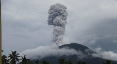 Gunung Ibu di Halmahera Barat, Meletus, Status Waspada Level 2