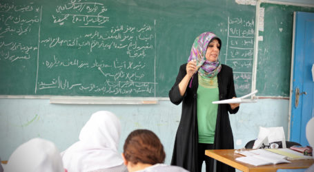 Guru di Gaza Pertanyakan Gaji Tak Menentu ke PBB