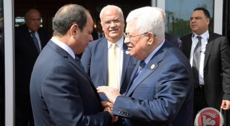 Abbas dan Al-Sisi Bahas Perkembangan Politik Timur Tengah
