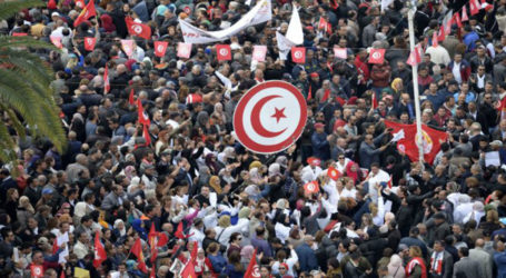 Orang Tua Siswa Protes Pemogokan Guru di Kota Tunisia