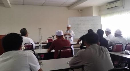 Imaam Yakhsyallah Sampaikan Tausyiah di Taklim Wilayah Kelantan Malaysia