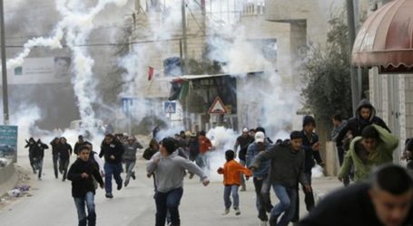 30 Siswa Terluka Akibat Serangan Pemukim dan Pasukan Israel