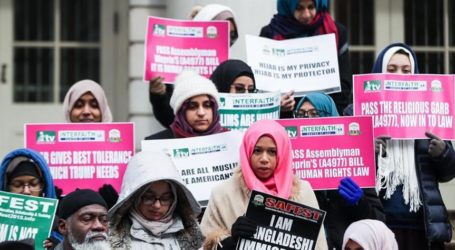 Wanita Muslim di New York Peringati Hari Hijab Sedunia