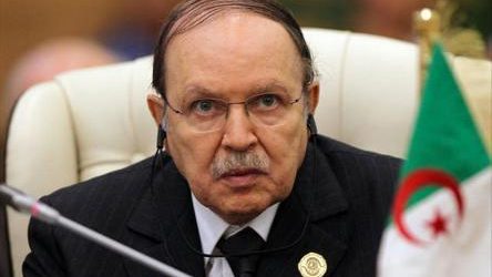 Bouteflika Mundur dari Pencalonan Presiden dan Tunda Pemilihan
