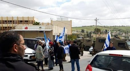 Pemukim Israel Serang Dua Sekolah Dasar di Tepi Barat