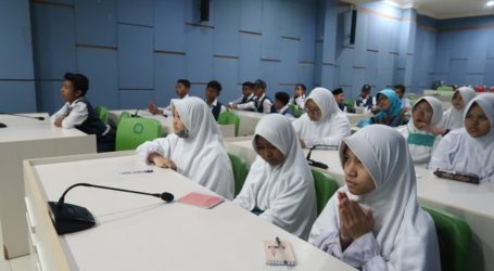 Kunjungan SMP IT Insan Tama Leuwiliang ke Global Halal Center