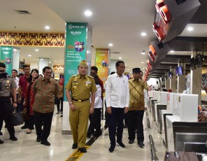 Presiden Perintahkan Menhub Buka Penerbangan Internasional ke Bandar Lampung